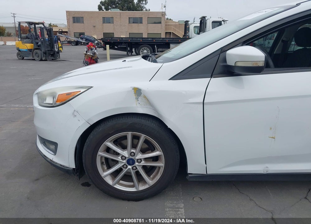 2016 FORD FOCUS SE VIN: 1FADP3K25GL320622