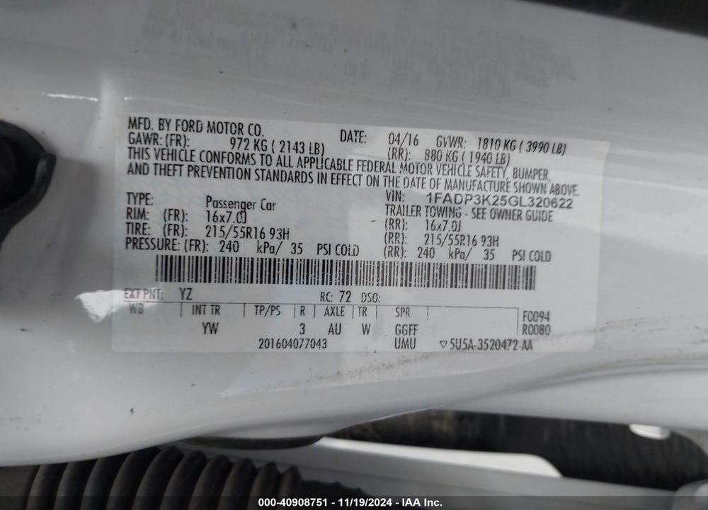 2016 FORD FOCUS SE VIN: 1FADP3K25GL320622