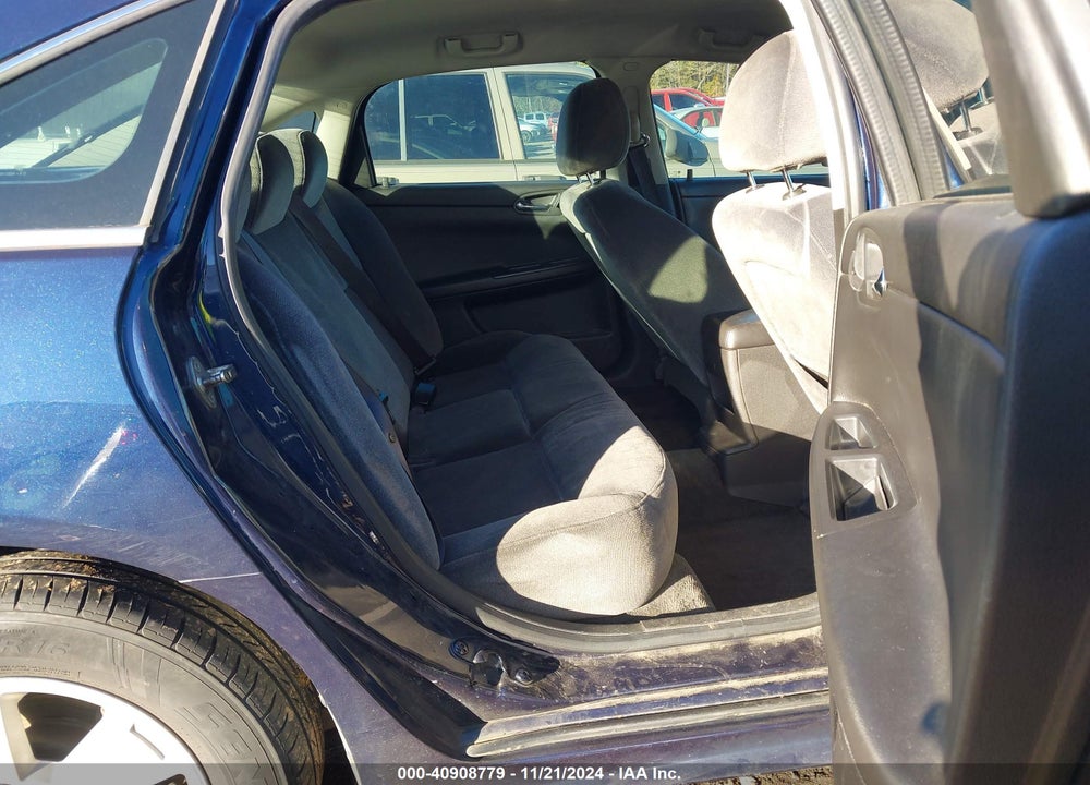 2010 CHEVROLET IMPALA LT VIN: 2G1WB5EK2A1216815