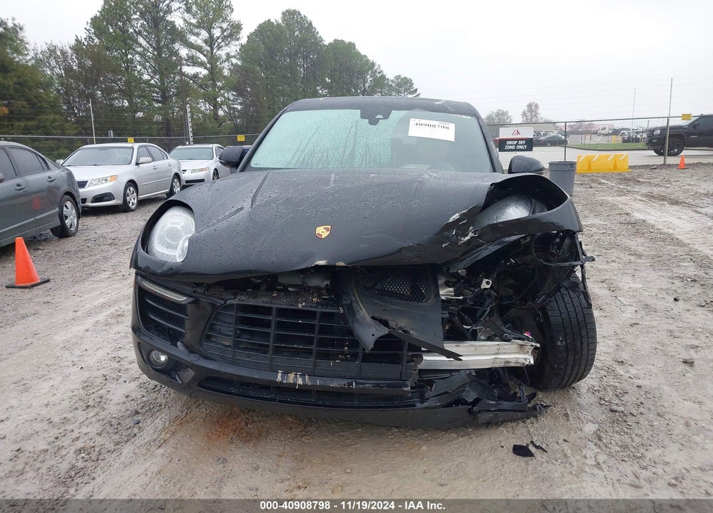 2017 PORSCHE MACAN VIN: WP1AA2A59HLB07287