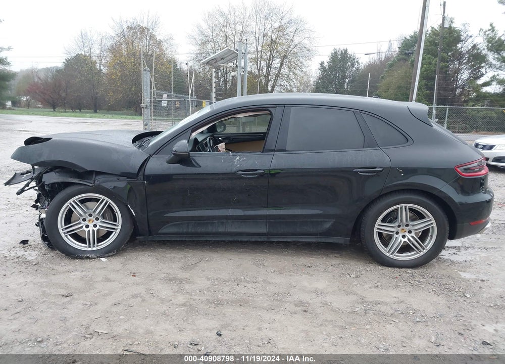 2017 PORSCHE MACAN VIN: WP1AA2A59HLB07287