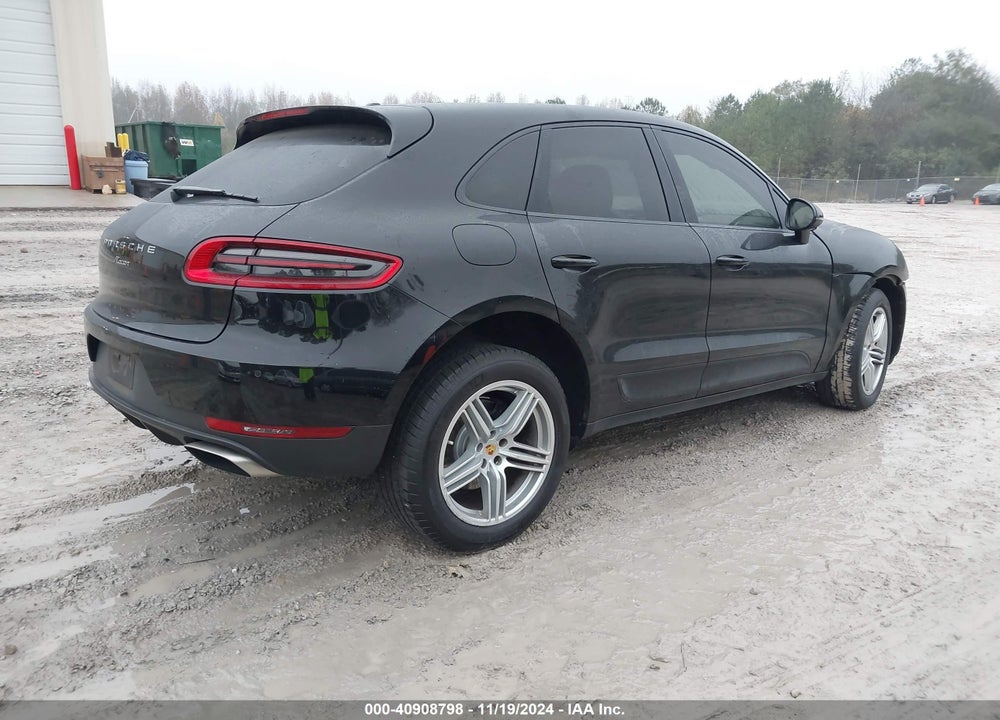 2017 PORSCHE MACAN VIN: WP1AA2A59HLB07287