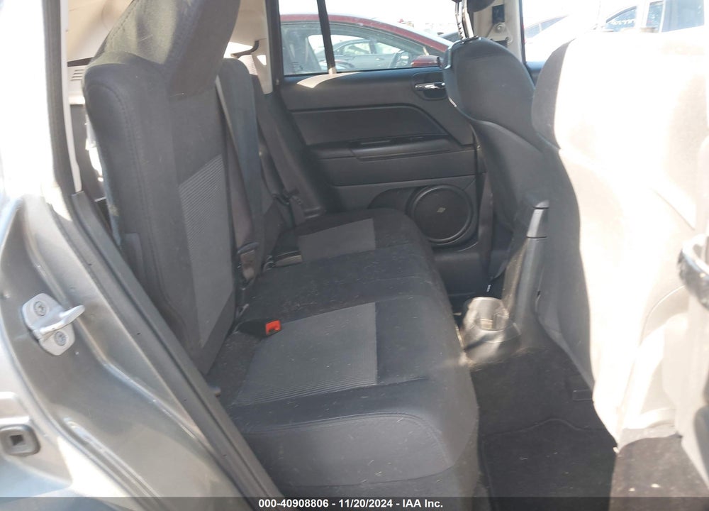 2011 JEEP COMPASS VIN: 1J4NF1FB4BD280286