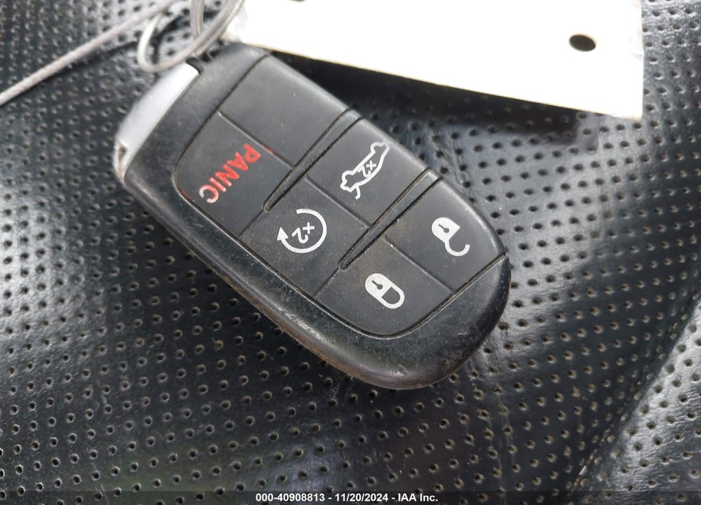 2019 CHRYSLER 300 VIN: 2C3CCAKGXKH577948