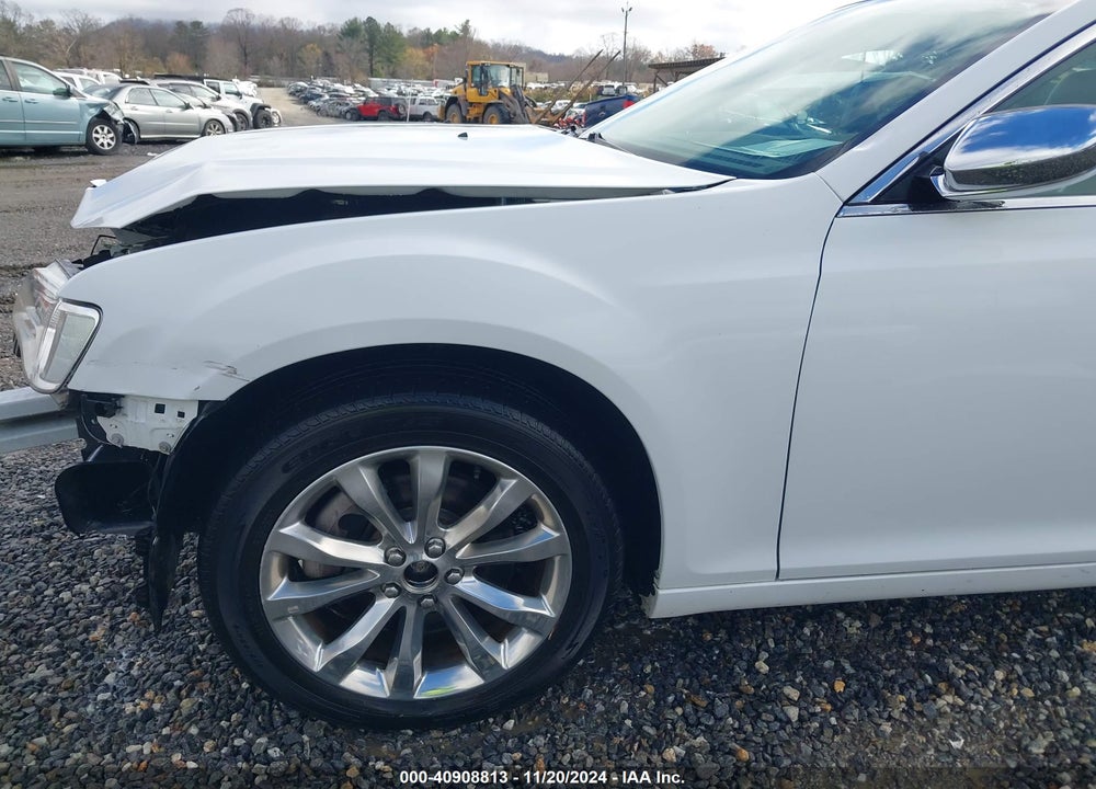 2019 CHRYSLER 300 VIN: 2C3CCAKGXKH577948