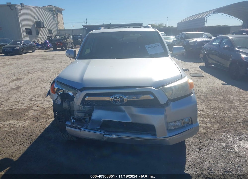 2011 TOYOTA 4RUNNER LIMITED V6 VIN: JTEZU5JR8B5031391