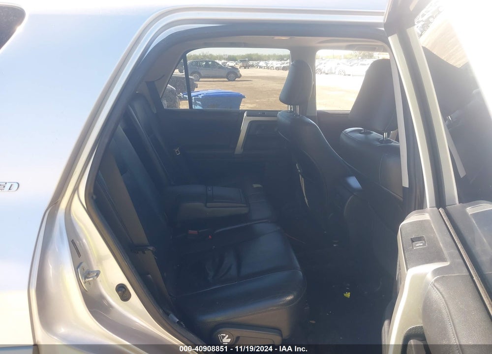 2011 TOYOTA 4RUNNER LIMITED V6 VIN: JTEZU5JR8B5031391