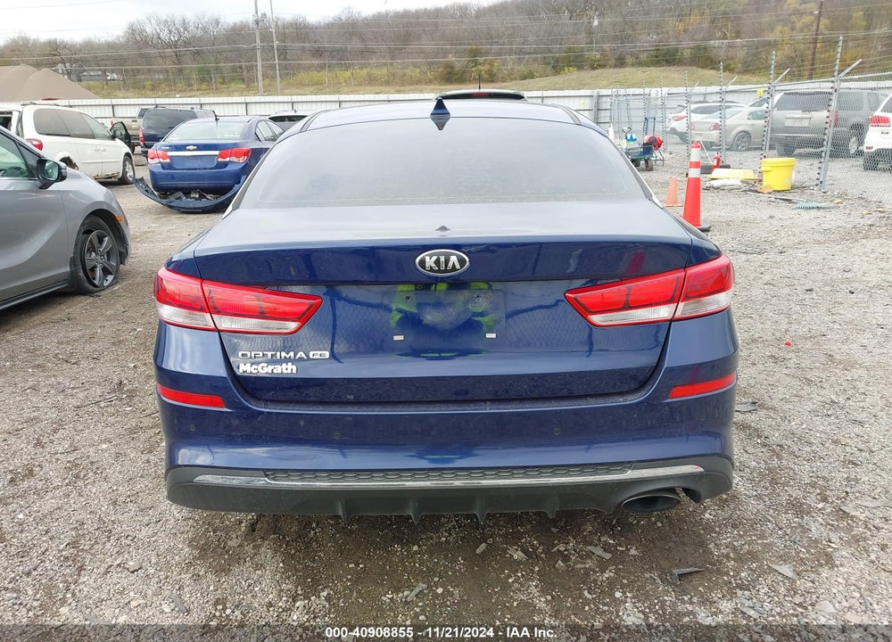2019 KIA OPTIMA VIN: 5XXGT4L34KG374647