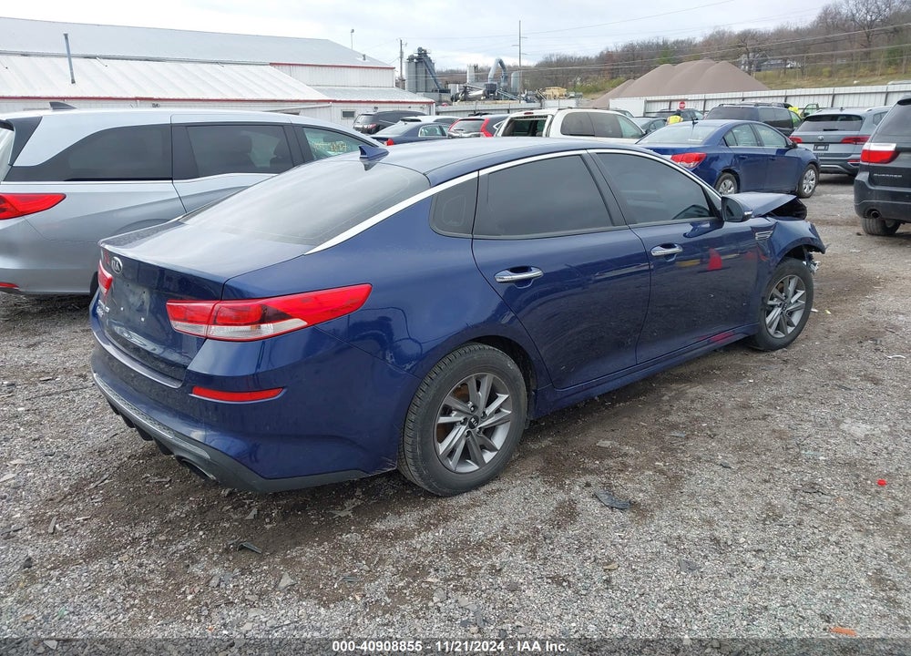 2019 KIA OPTIMA VIN: 5XXGT4L34KG374647