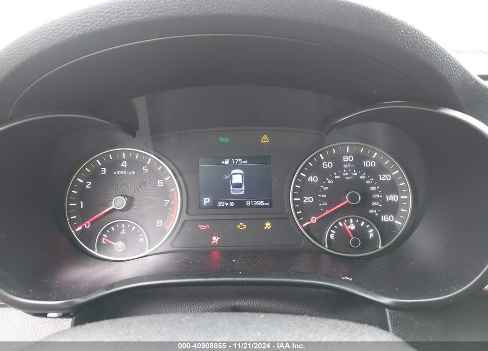 2019 KIA OPTIMA VIN: 5XXGT4L34KG374647