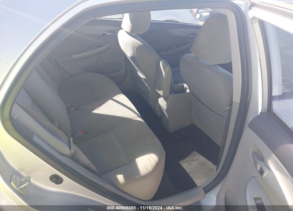 2010 TOYOTA COROLLA LE VIN: 1NXBU4EE6AZ352529