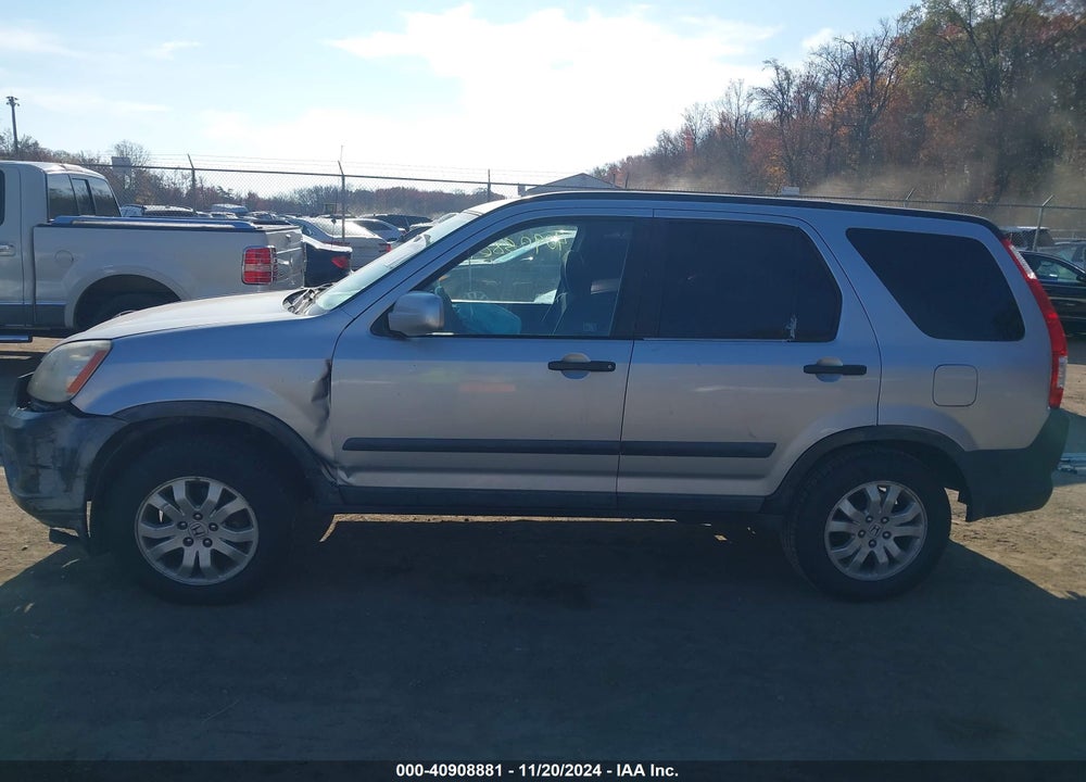 2005 HONDA CR-V EX VIN: SHSRD78825U303703