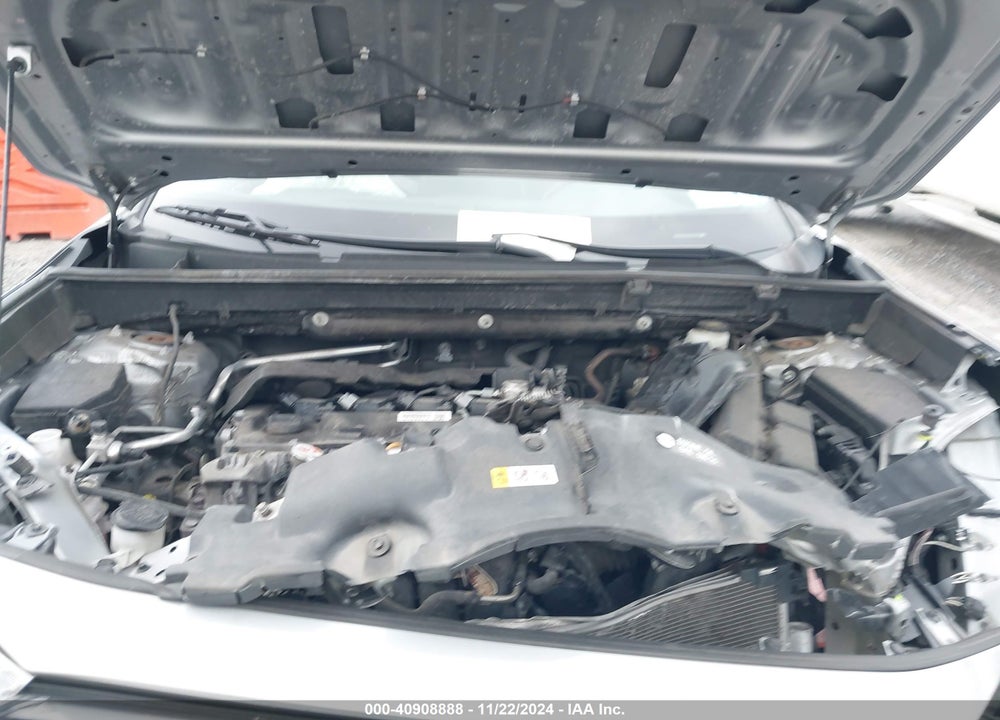 2019 TOYOTA RAV4 XLE VIN: 2T3P1RFV0KW060670