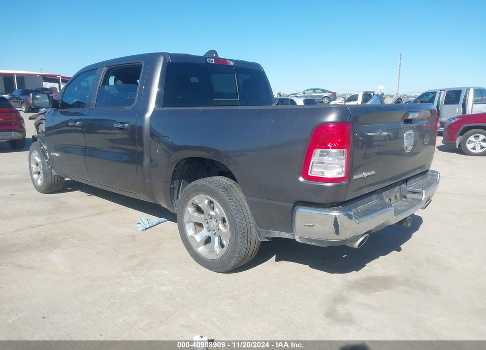2019 RAM 1500 BIG HORN/LONE STAR 4X2 5'7 BOX VIN: 1C6RREFT9KN684779