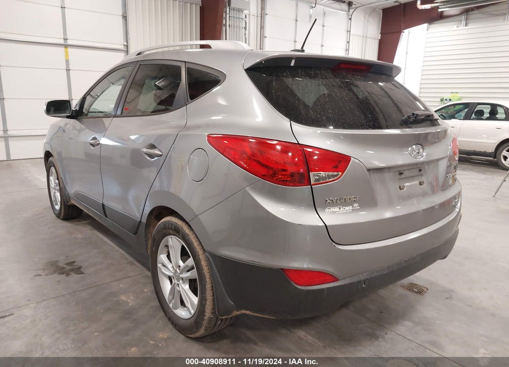 2011 HYUNDAI TUCSON GLS VIN: KM8JUCAC9BU158086