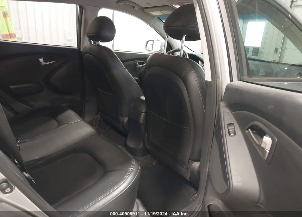 2011 HYUNDAI TUCSON GLS VIN: KM8JUCAC9BU158086