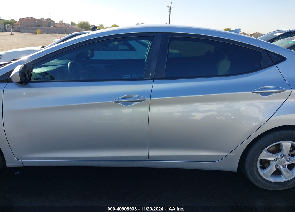 2014 HYUNDAI ELANTRA SE VIN: 5NPDH4AE1EH509620