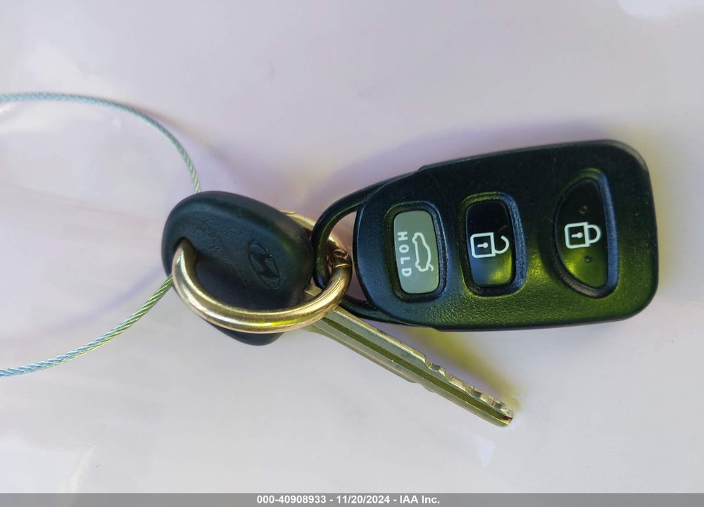 2014 HYUNDAI ELANTRA SE VIN: 5NPDH4AE1EH509620