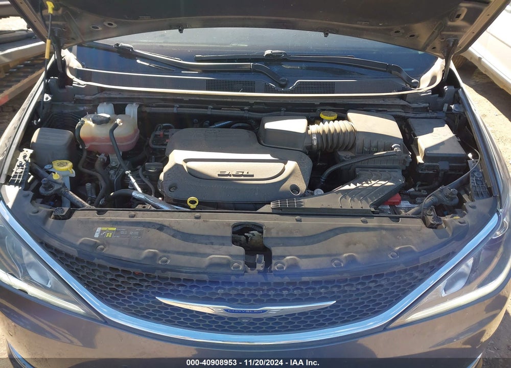 2019 CHRYSLER PACIFICA LIMITED VIN: 2C4RC1GG0KR603899