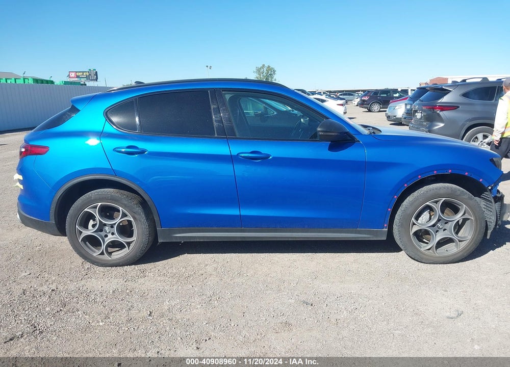 2021 ALFA ROMEO STELVIO AWD VIN: ZASPAKAN6M7D00339