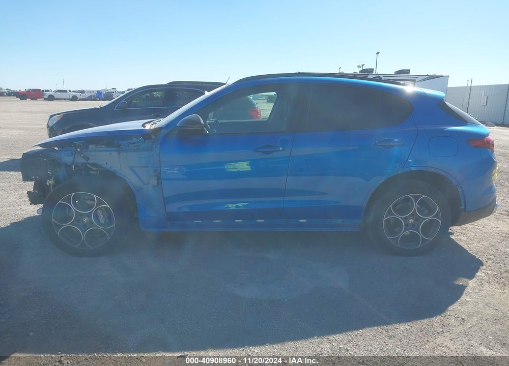 2021 ALFA ROMEO STELVIO AWD VIN: ZASPAKAN6M7D00339