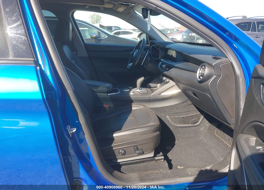 2021 ALFA ROMEO STELVIO AWD VIN: ZASPAKAN6M7D00339