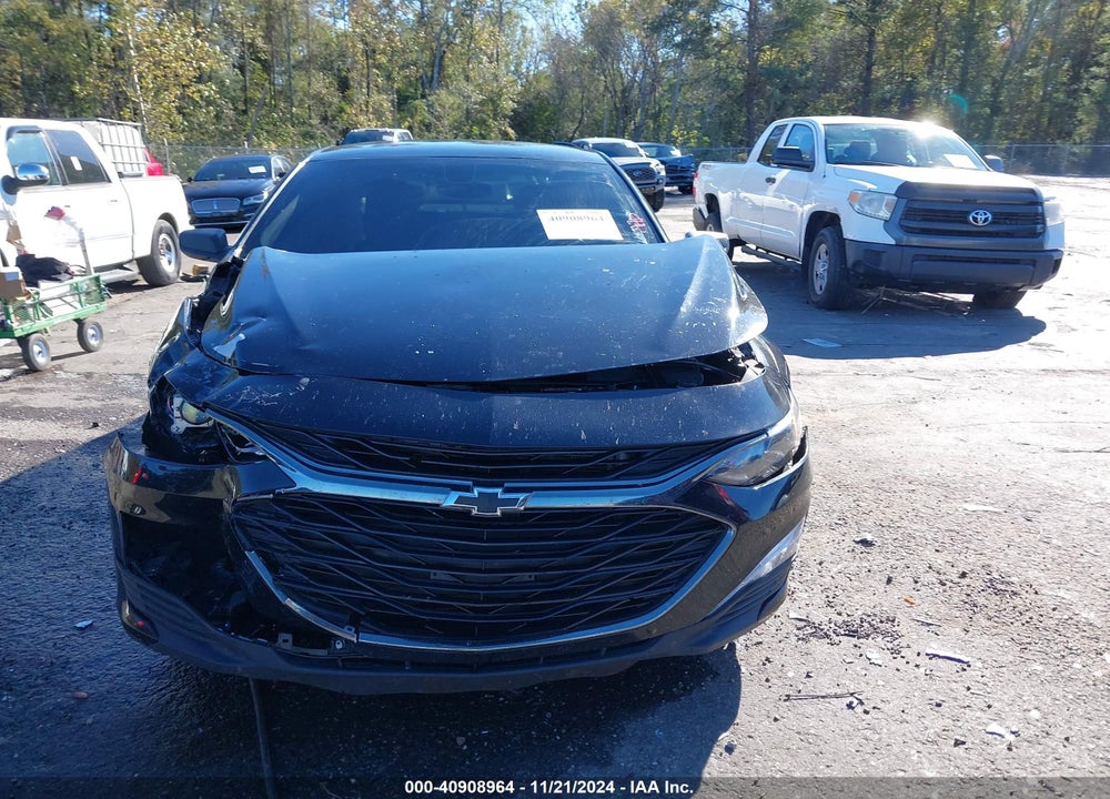 2019 CHEVROLET MALIBU RS VIN: 1G1ZG5ST8KF211303