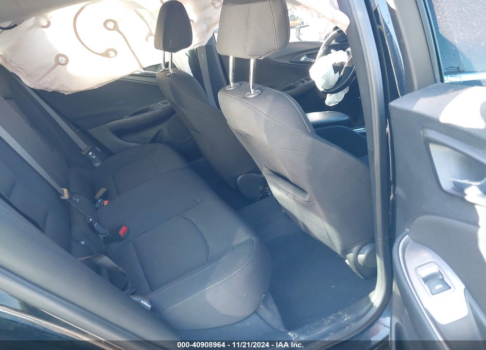 2019 CHEVROLET MALIBU RS VIN: 1G1ZG5ST8KF211303