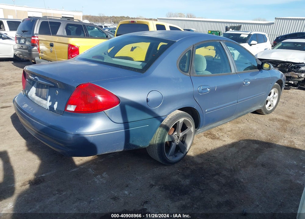 2000 FORD TAURUS SES VIN: 1FAFP5524YG167063