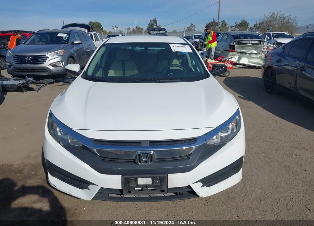 2018 HONDA CIVIC LX VIN: 2HGFC2F53JH608156