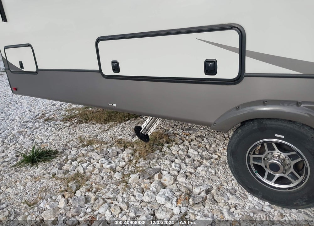 2020 KEYSTONE MONTANA FIFTH WHEEL VIN: 4YDF37629L4702346