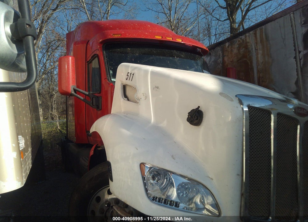 2020 PETERBILT 579 VIN: 1XPBD49X0LD661513