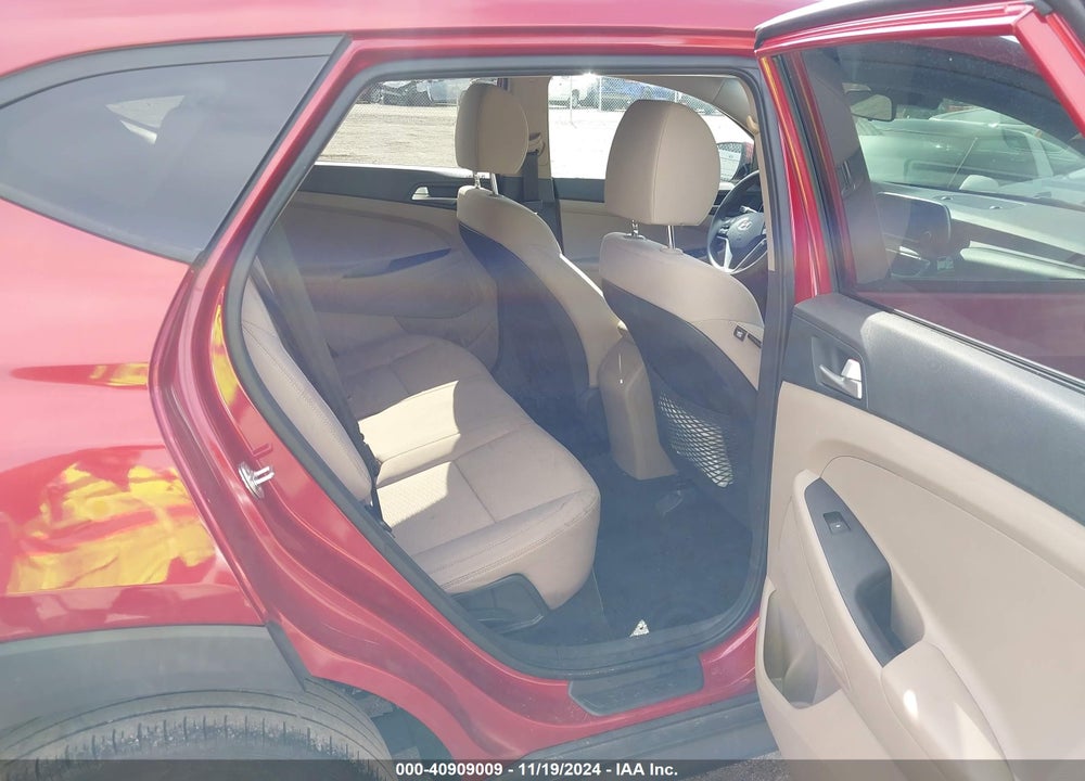 2021 HYUNDAI TUCSON SE VIN: KM8J23A4XMU381724
