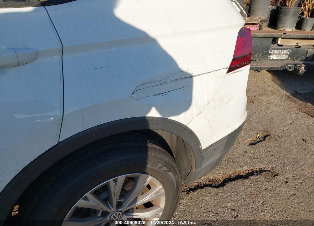 2019 VOLKSWAGEN TIGUAN 2.0T S VIN: 3VV1B7AX4KM024905