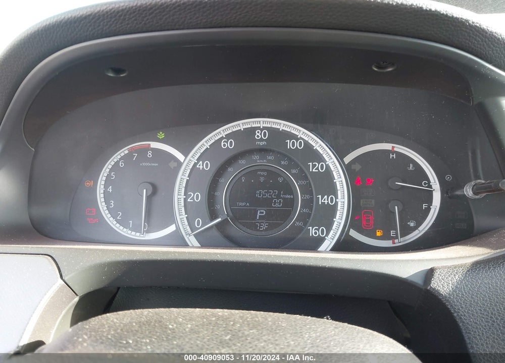 2014 HONDA ACCORD VIN: 1HGCR2F39EA082085
