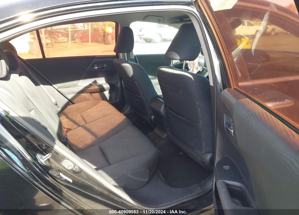 2014 HONDA ACCORD VIN: 1HGCR2F39EA082085