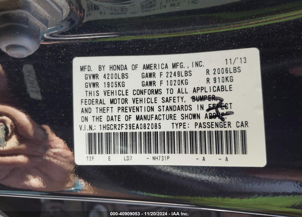 2014 HONDA ACCORD VIN: 1HGCR2F39EA082085