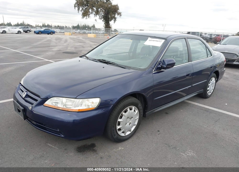 2002 HONDA ACCORD 2.3 LX VIN: JHMCG66582C002724