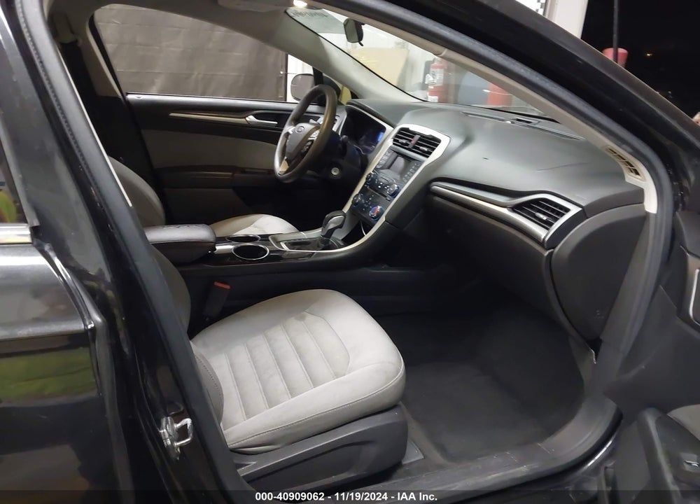 2013 FORD FUSION VIN: 3FA6P0G72DR325480