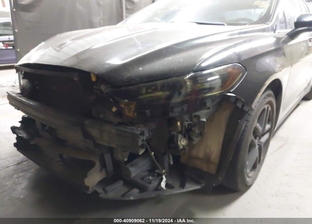 2013 FORD FUSION VIN: 3FA6P0G72DR325480