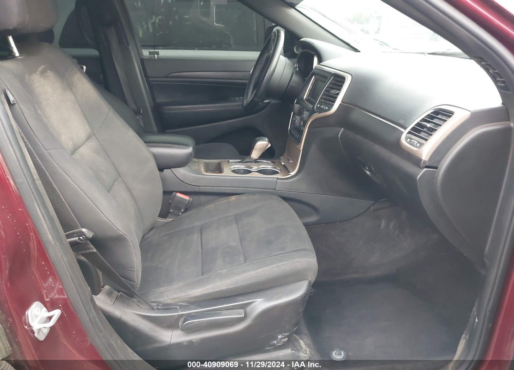 2017 JEEP GRAND CHEROKEE LAREDO 4X2 VIN: 1C4RJEAG4HC621443