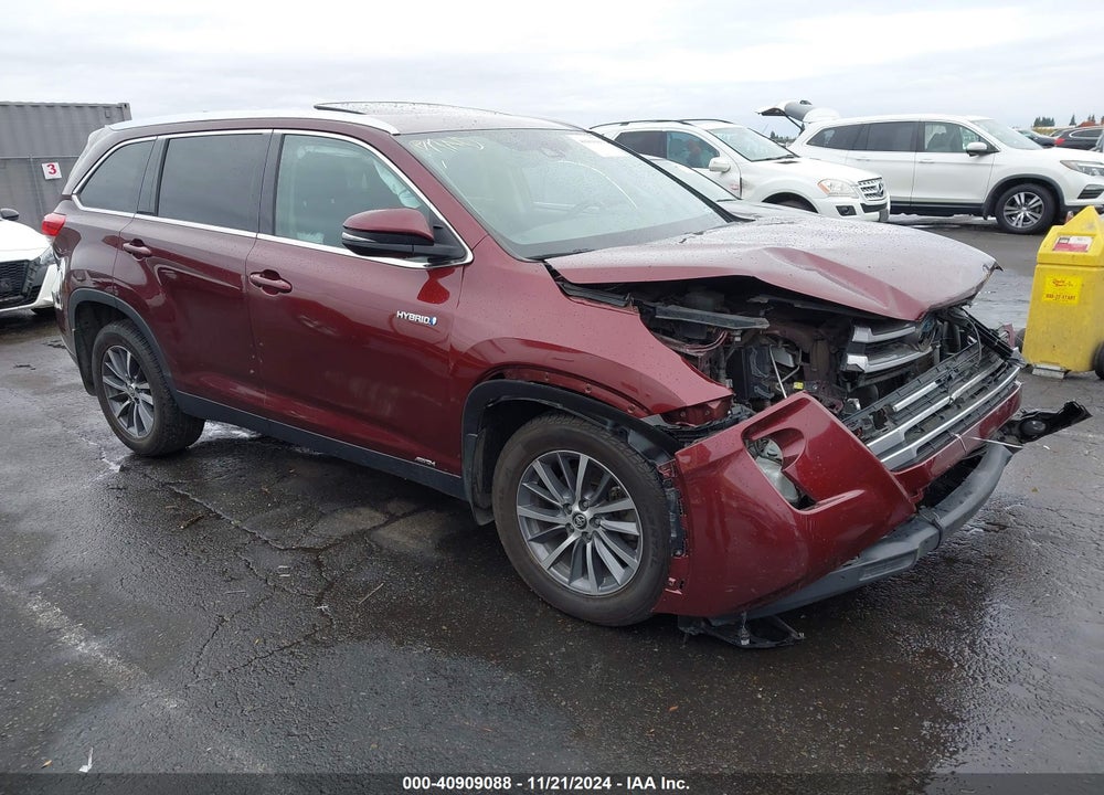 2019 TOYOTA HIGHLANDER HYBRID XLE VIN: 5TDJGRFH5KS057604