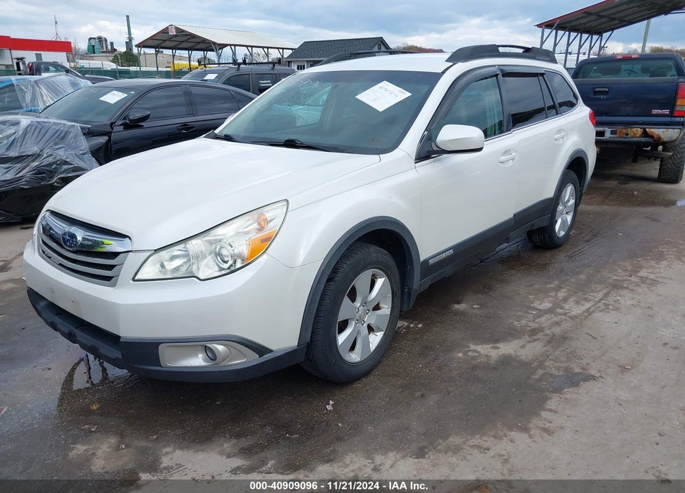 2011 SUBARU OUTBACK 2.5I PREMIUM VIN: 4S4BRBCC8B3435152