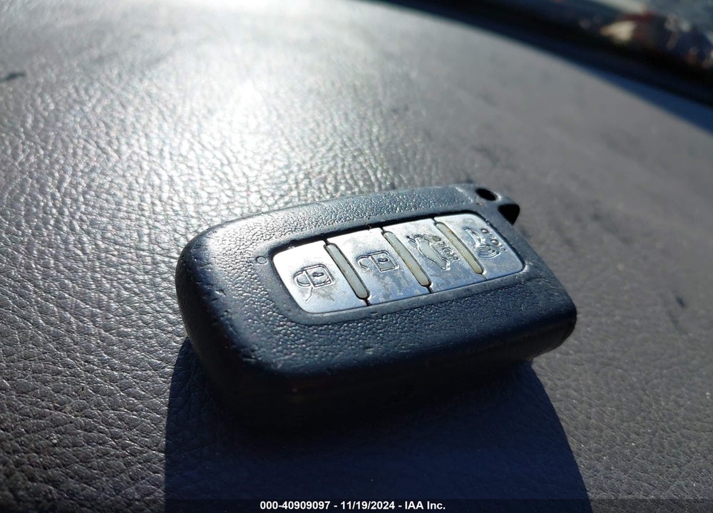 2012 HYUNDAI GENESIS 3.8 VIN: KMHGC4DD9CU176418
