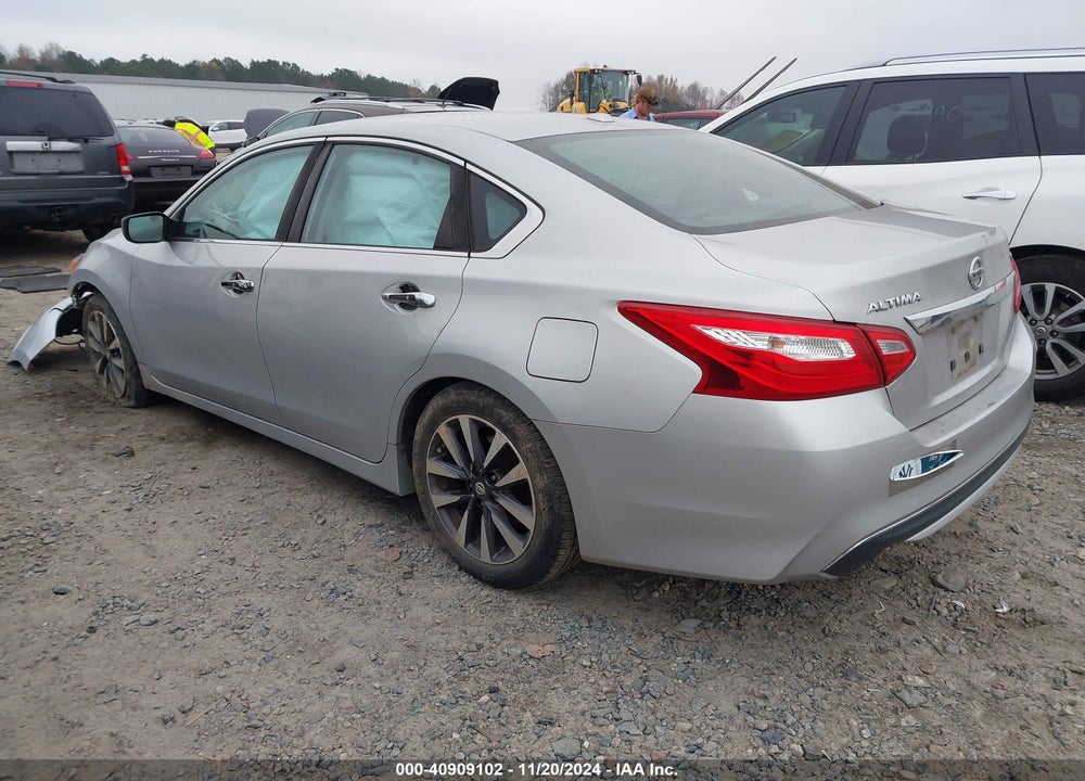 2017 NISSAN ALTIMA VIN: 1N4AL3AP6HC114674
