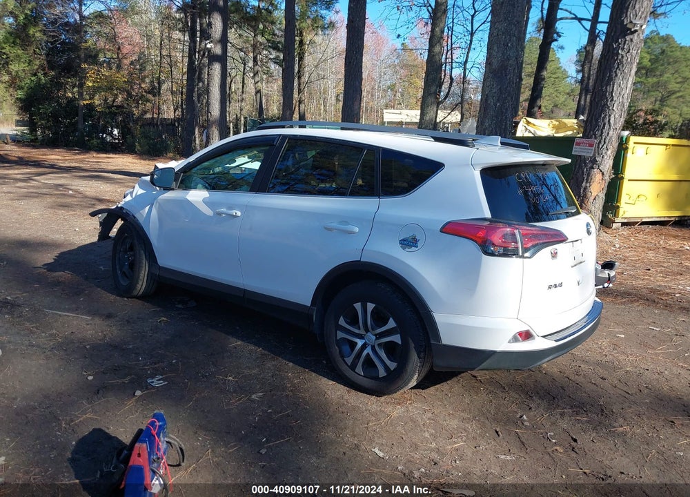 2017 TOYOTA RAV4 LE VIN: 2T3BFREV3HW566015