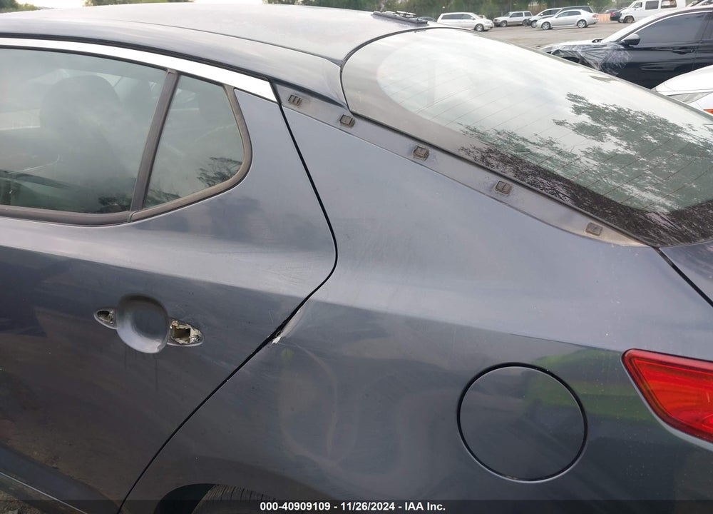 2015 KIA OPTIMA LX VIN: KNAGM4A77F5598358
