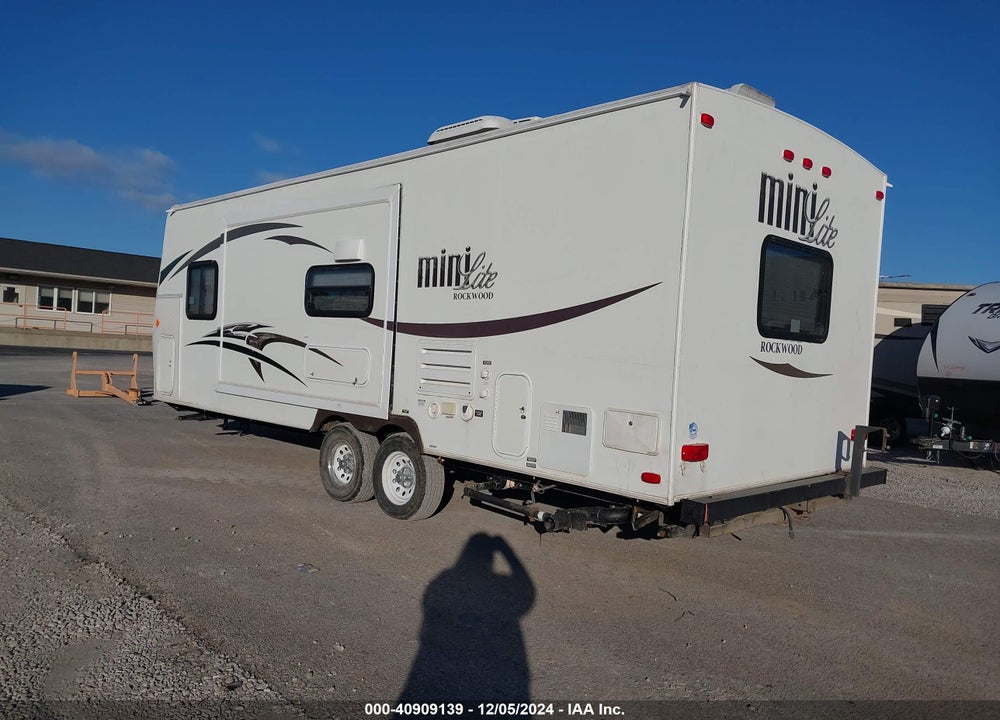 2014 FOREST RIVER ROCKWOOD 2503 VIN: 4X4TRLA28ED128999