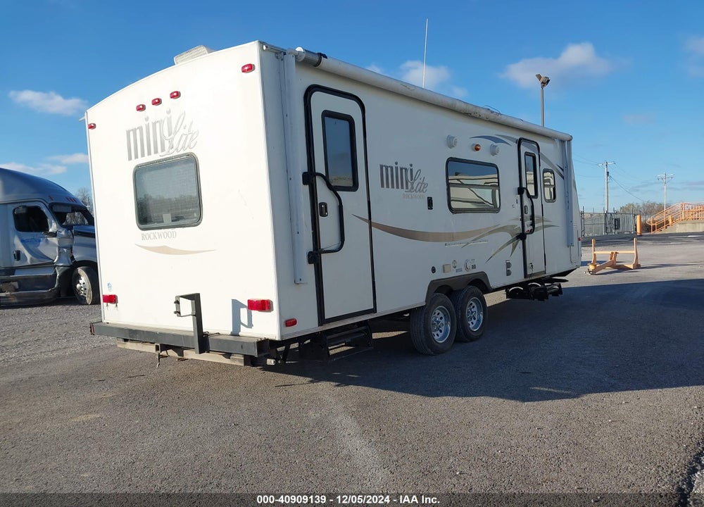 2014 FOREST RIVER ROCKWOOD 2503 VIN: 4X4TRLA28ED128999