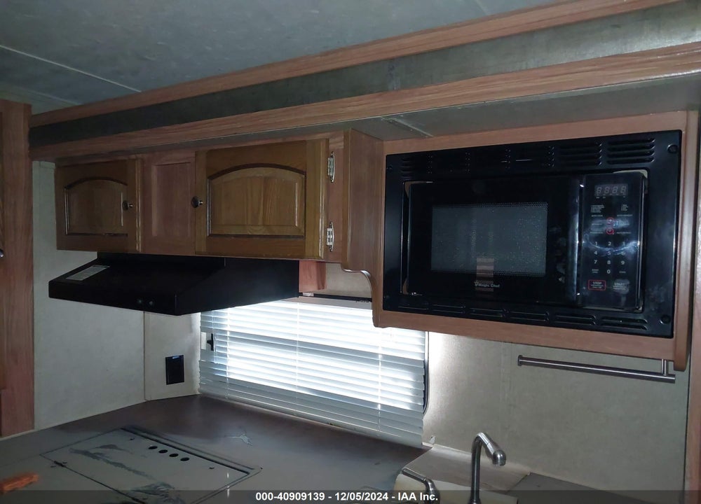 2014 FOREST RIVER ROCKWOOD 2503 VIN: 4X4TRLA28ED128999